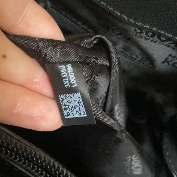 Michael Kors chain large tote NWOT - Picture 14 of 16